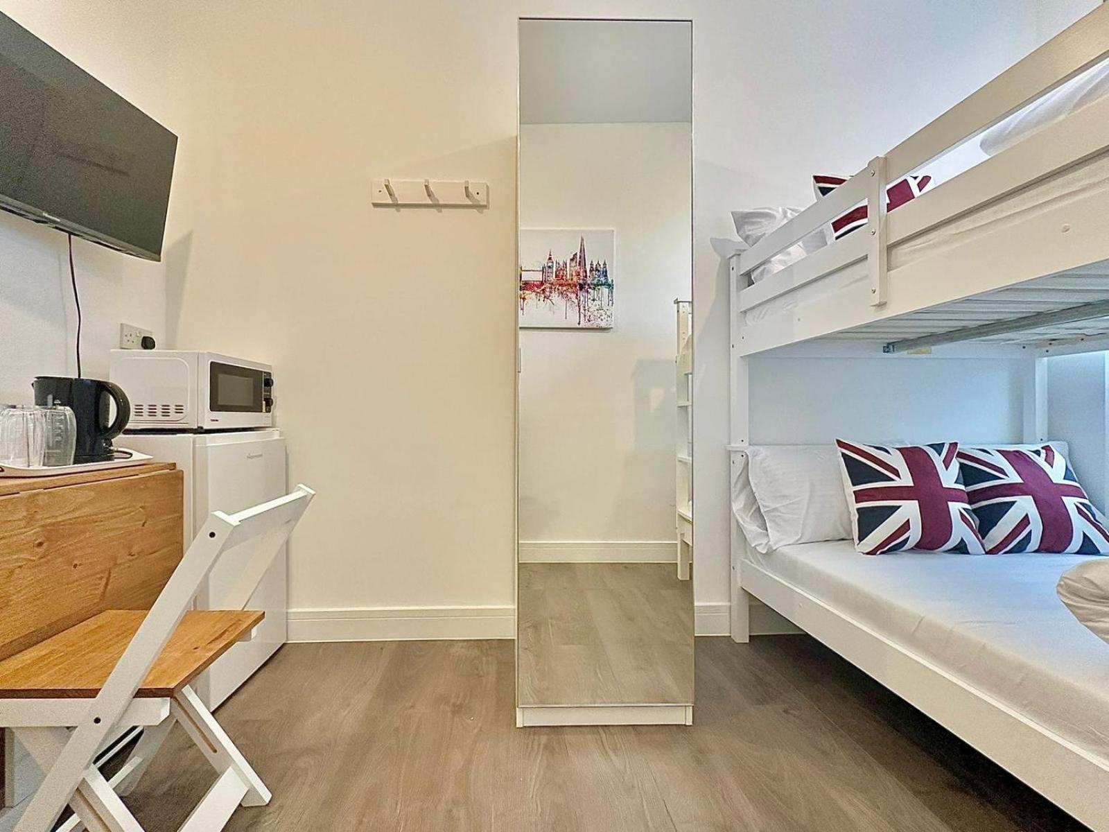 264 Rooms Londra Esterno foto